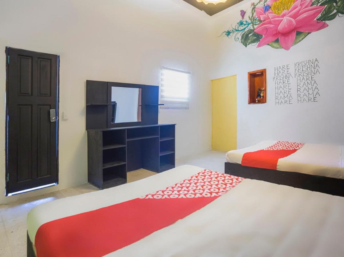 Oyo Hotel Hare Krishna 몬테레이 외부 사진