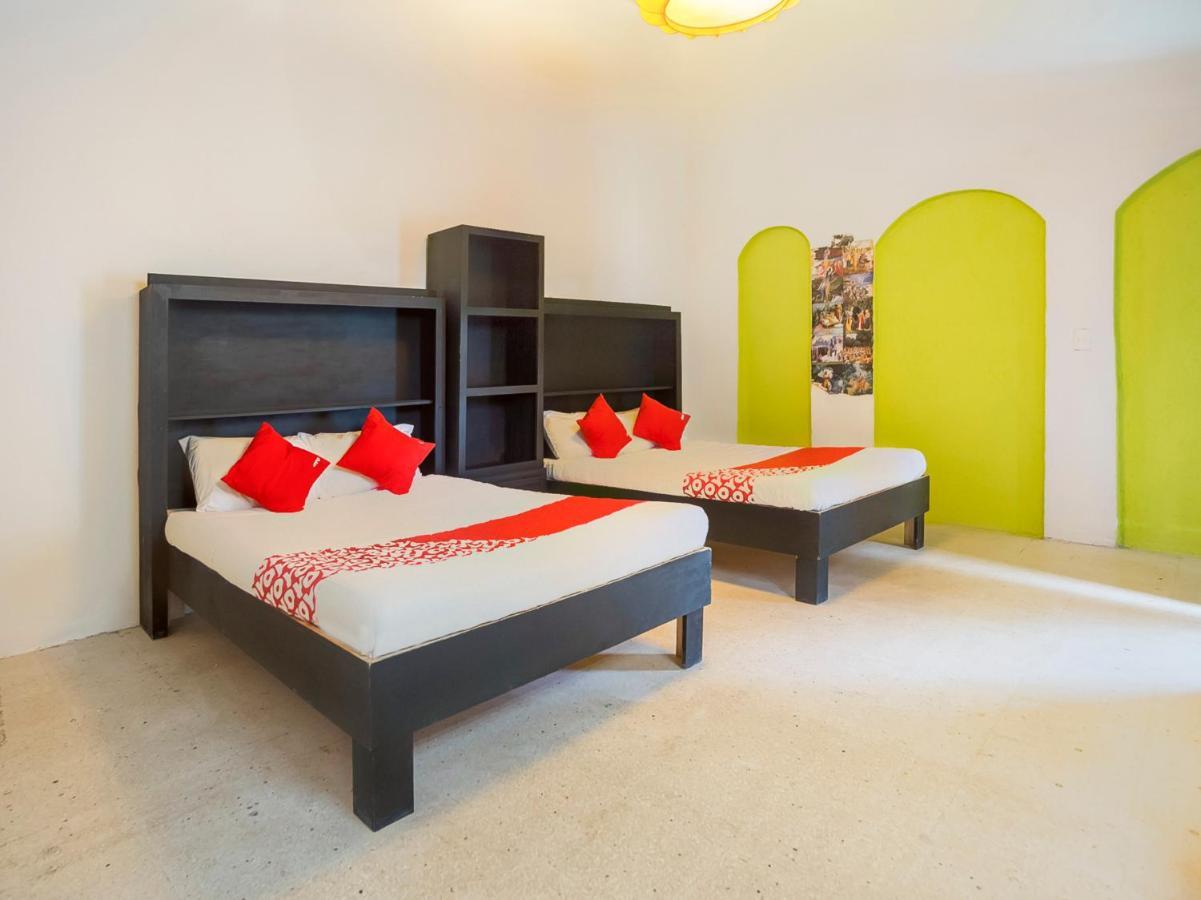 Oyo Hotel Hare Krishna 몬테레이 외부 사진